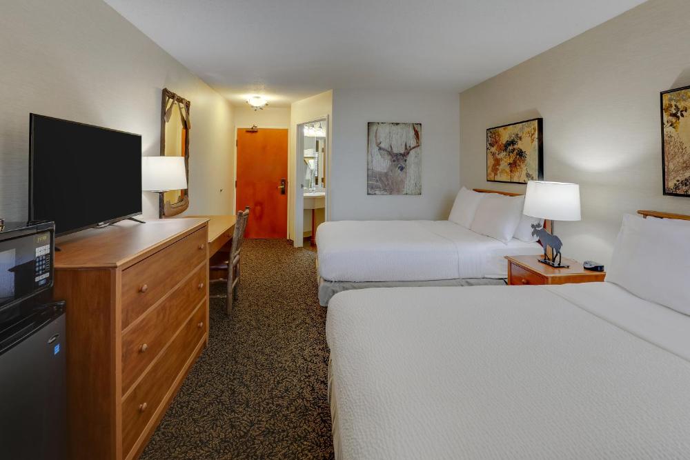 Standard Double Room with Two Double Beds interior